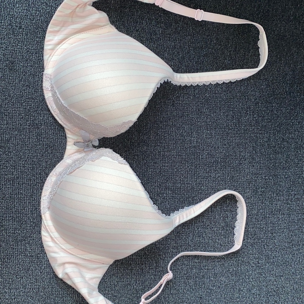 Victoria secreta bra